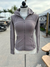 Load image into Gallery viewer, CGUG Emily Zip Up Jacket
