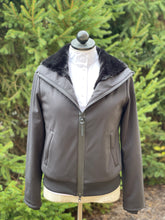 Load image into Gallery viewer, Equiline Cerfec Eco Fur Softshell Jacket
